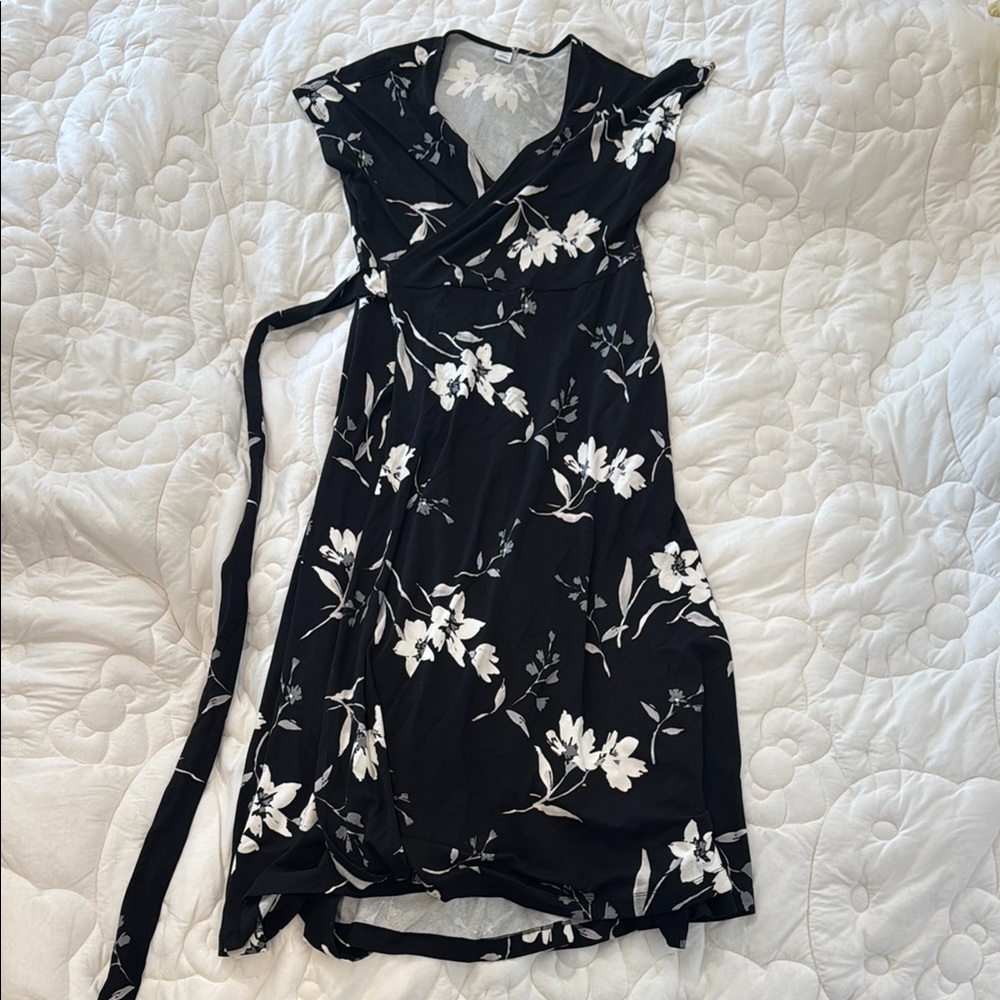 Old Navy Black Floral Flutter Sleeve Wrap Midi Dress